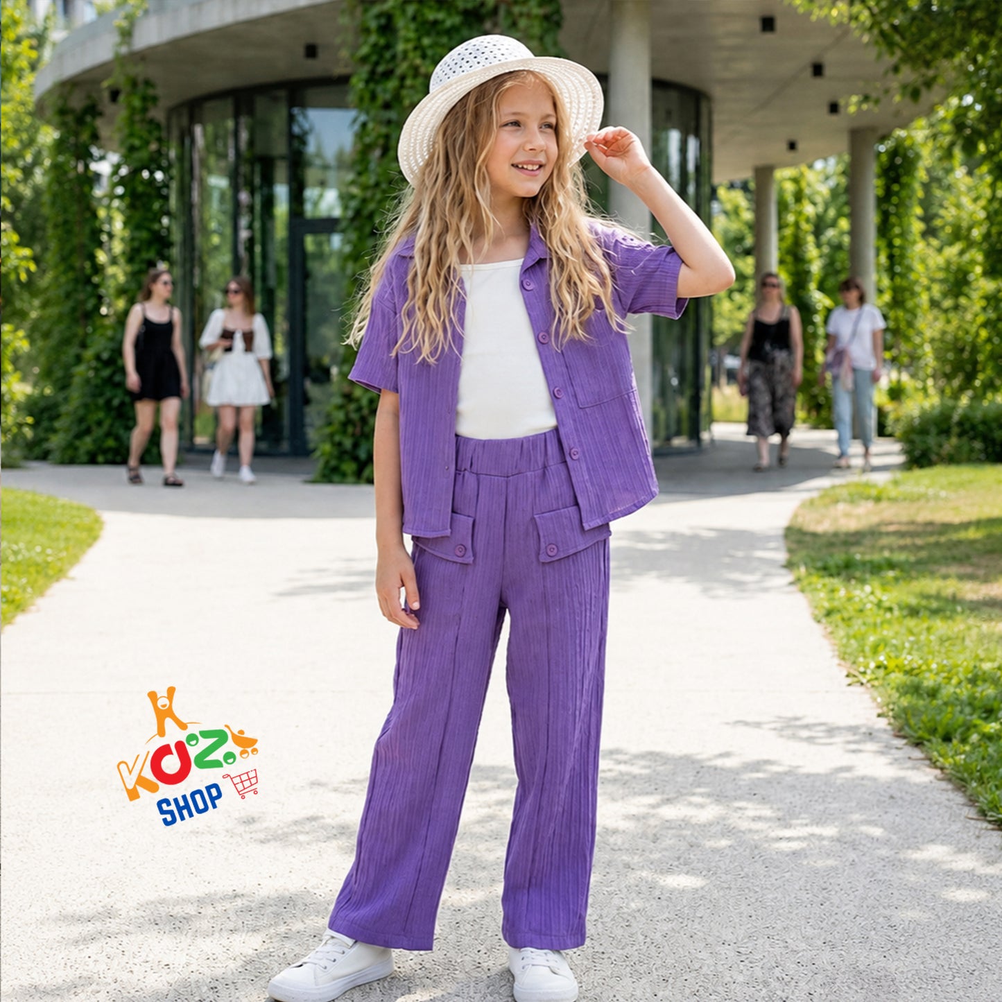 4 pcs Happy Days Outfit